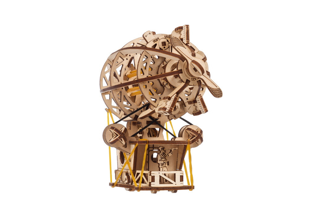 Modellbausatz Steampunk-Luftschiff